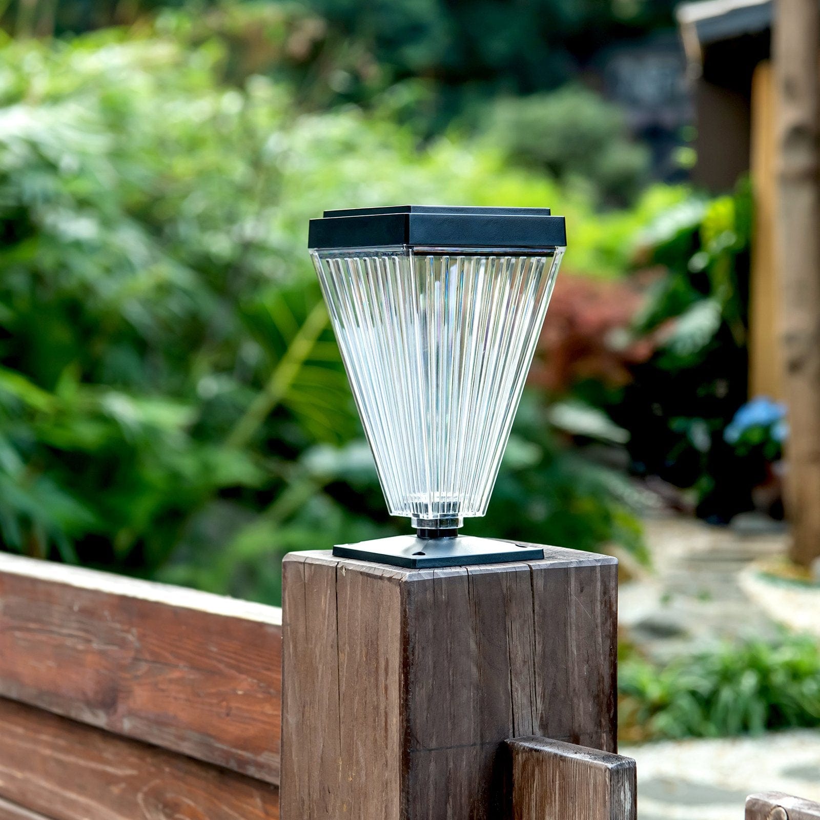 Sunny Energy Solution Eco-Friendly Solar-Powered Square Garden Lights – HM023